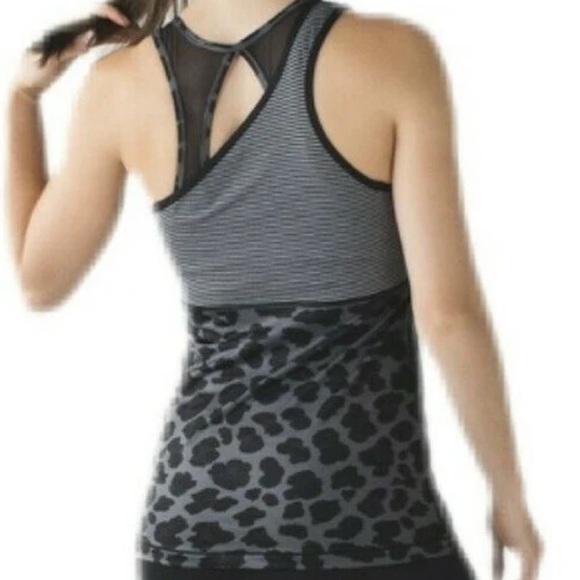 Lululemon tank top and sports bra set - Picture 3 of 6